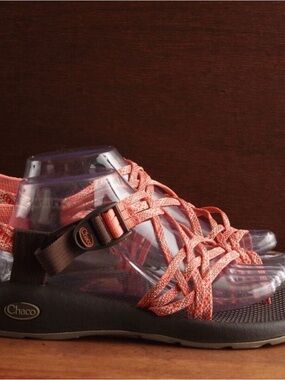 Chaco sandals sz 11 coral Zx/3 hiking shoe